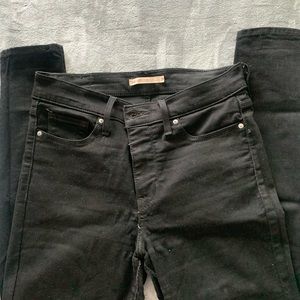 Levi’s Shaping Super Skinny